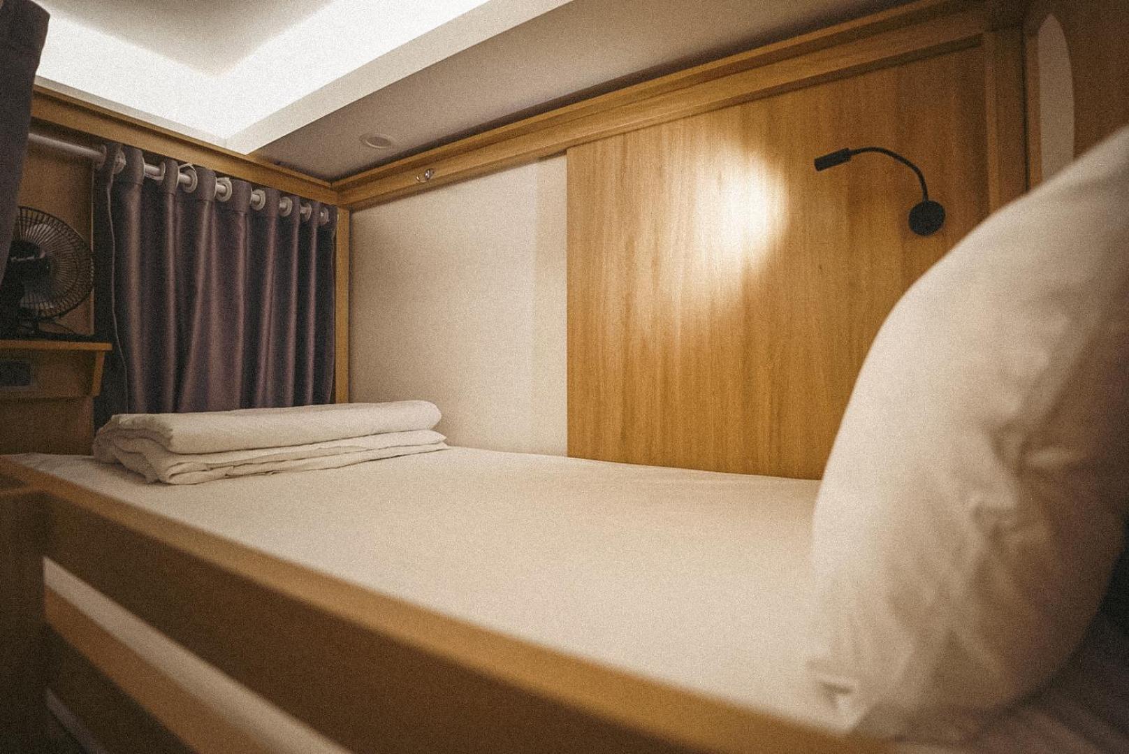 The One Hostel ฮานอย ภายนอก รูปภาพ